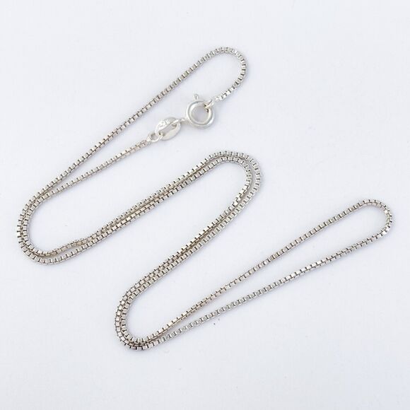 Vintage Sterling Silver 925 1.1mm Box Chain Necklace 17.5" - Picture 1 of 3